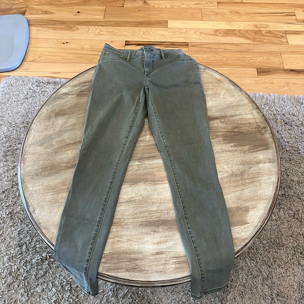 Maurice’s size small jeggings